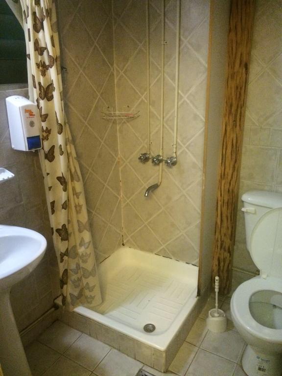 Wood House Hostel San Carlos de Bariloche Room photo